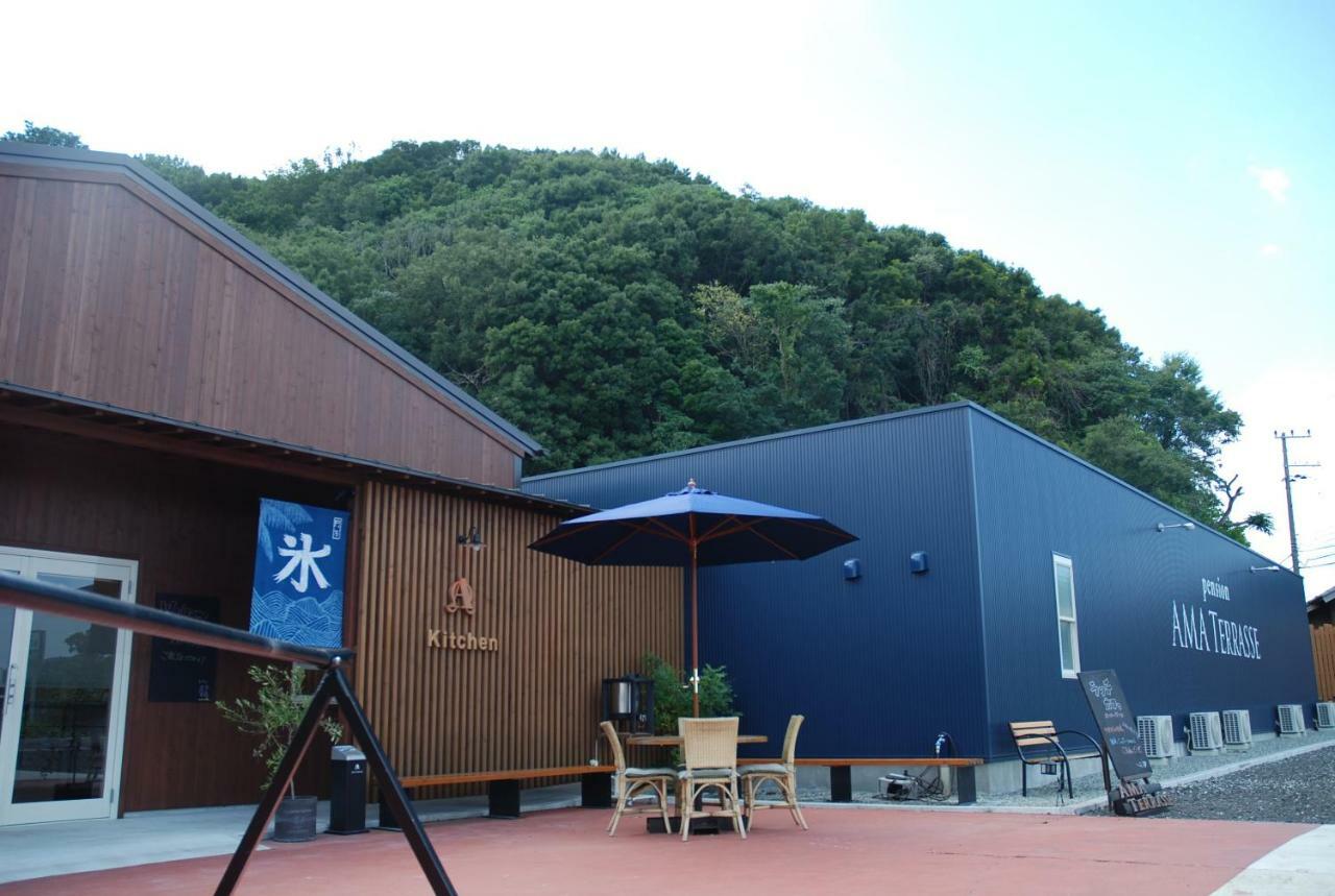 Penssion Ama Terrasse Hotel Minamiawaji Buitenkant foto